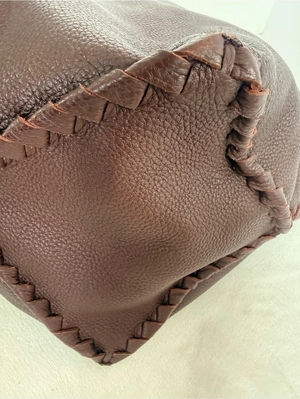 Bottega Veneta Intrecciato Cervo Leather Hobo Shoulder Bag - Burgundy